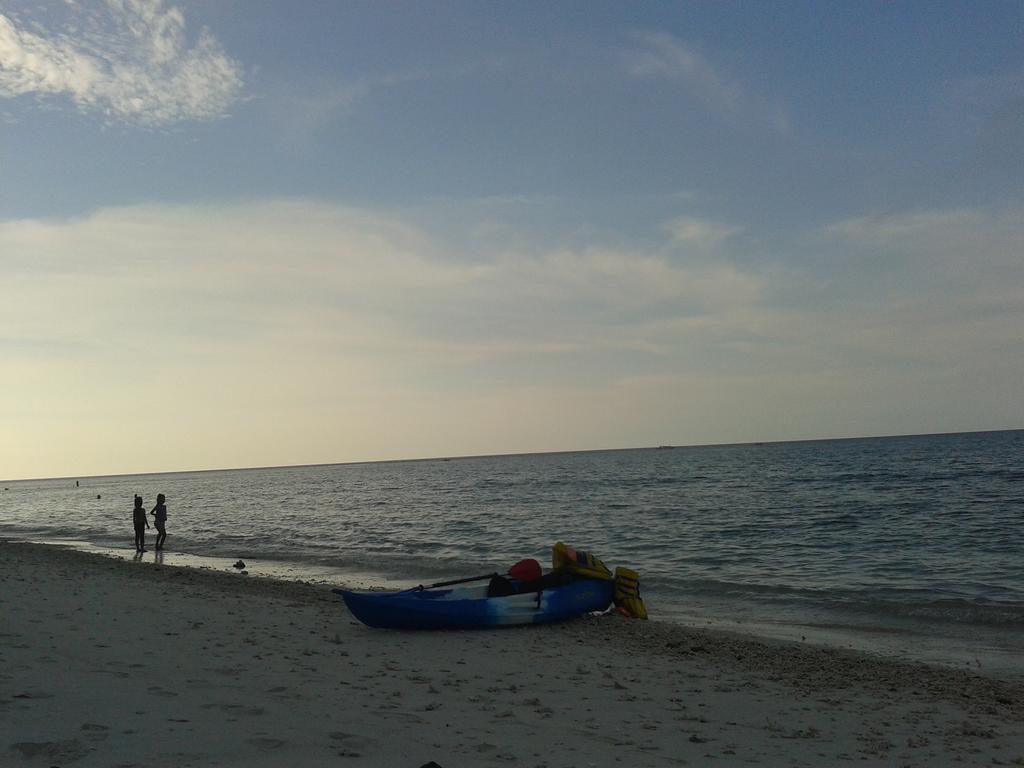 Putri Homestay Ilhas Gili Exterior foto