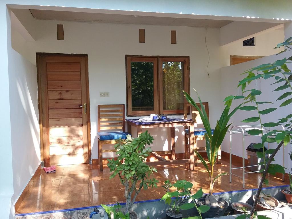 Putri Homestay Ilhas Gili Exterior foto