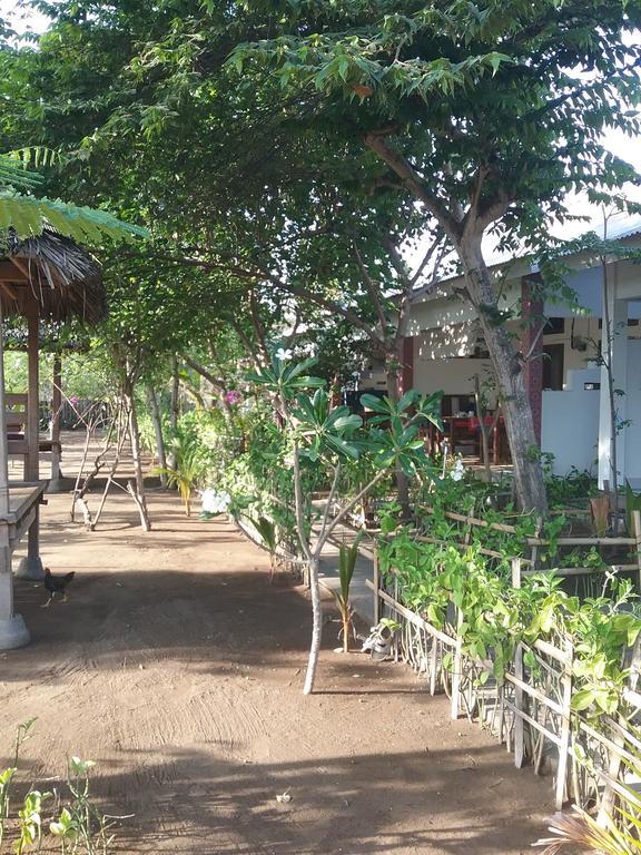 Putri Homestay Ilhas Gili Exterior foto