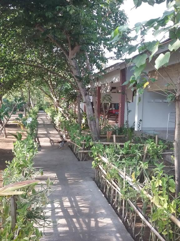 Putri Homestay Ilhas Gili Exterior foto